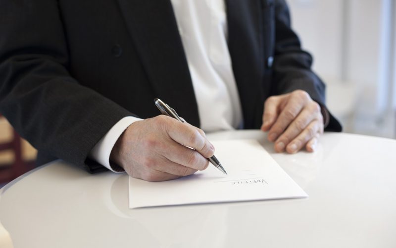 Pixabay-firma-2